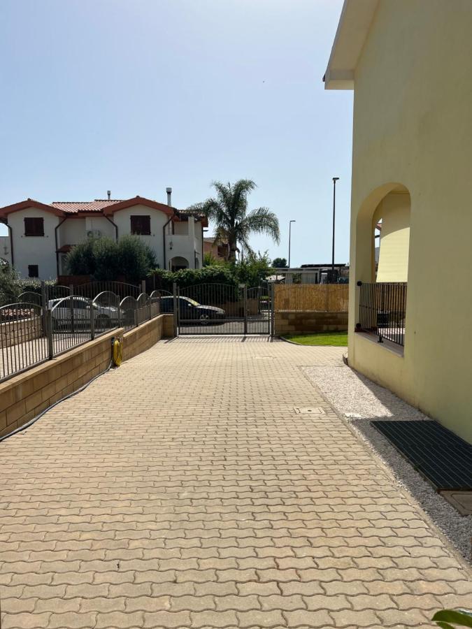 Vila Casa Grecale Girasole Exteriér fotografie